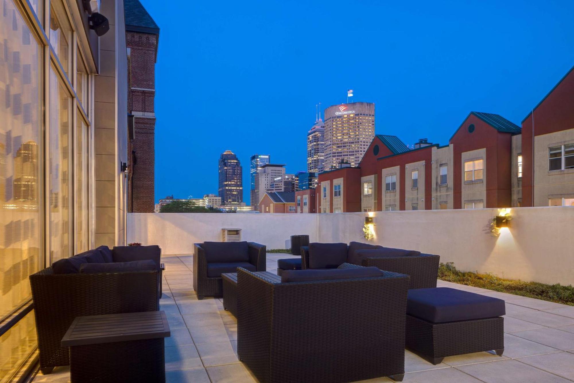 Homewood Suites By Hilton Indianapolis Downtown Iupui Экстерьер фото