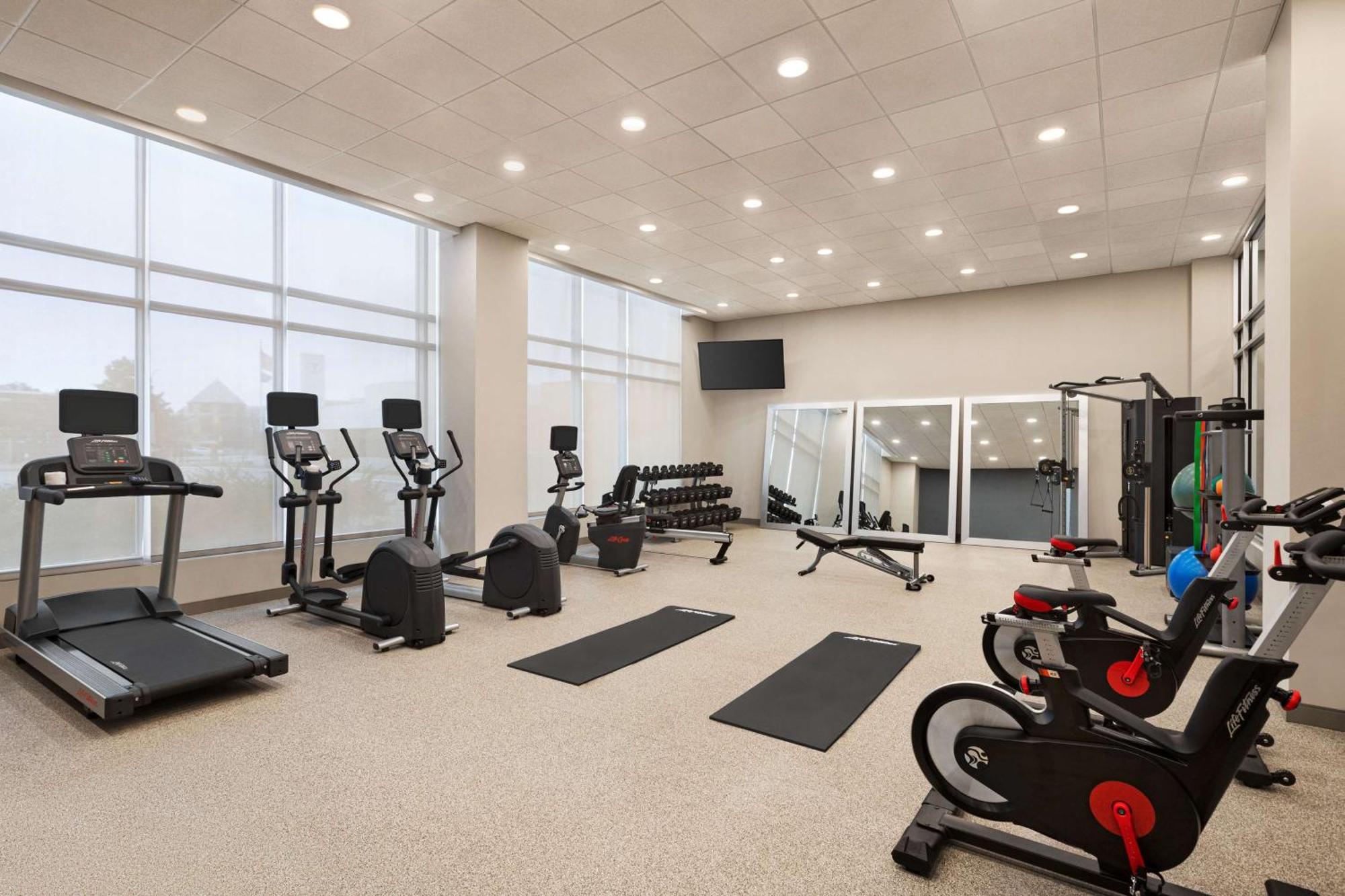 Homewood Suites By Hilton Indianapolis Downtown Iupui Экстерьер фото